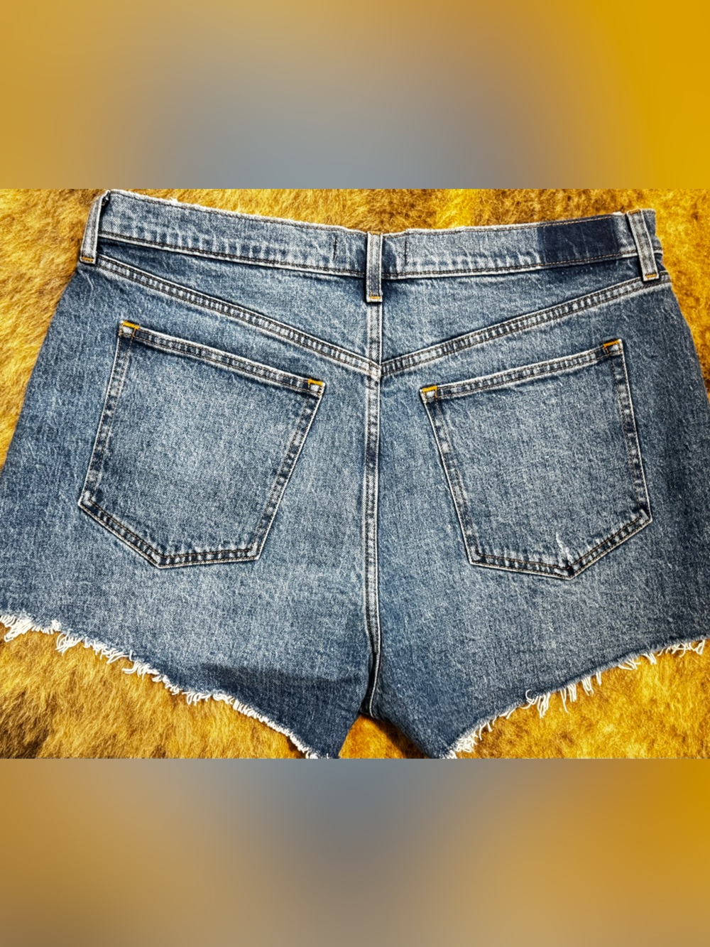 Abercrombie & Fitch Curve Love High Rise Mom Shorts Women’s 33/16 - Picture 3 of 6